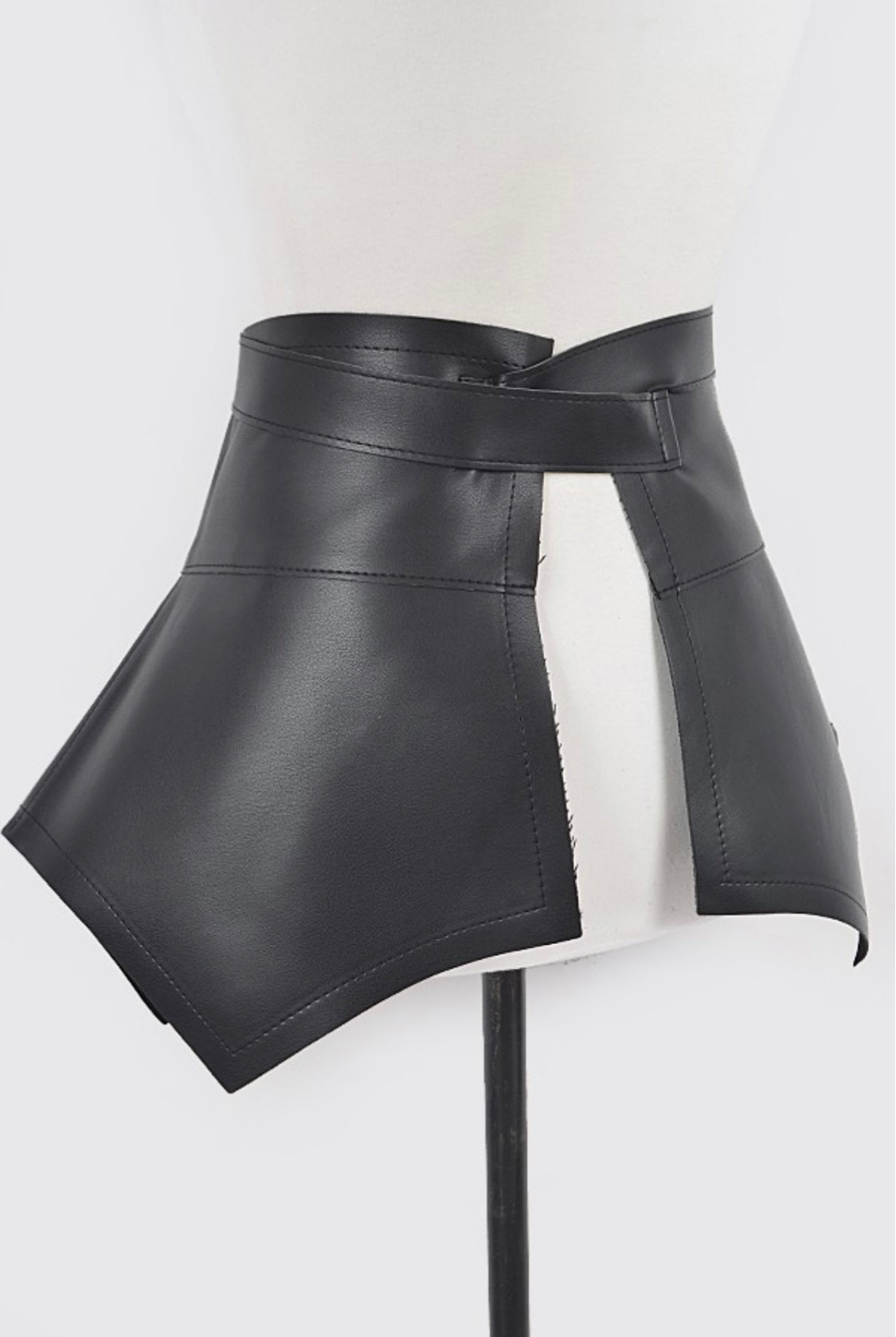 Faux Leather Skirt Belt (Plus)